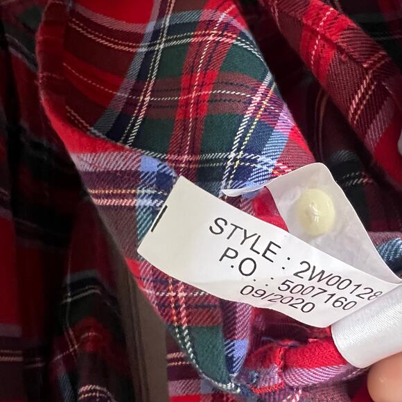 Vineyard Vines Flannel Red Plaid Tartan Shirt Women’s Sz 4 Festive Holiday - Picture 9 of 12